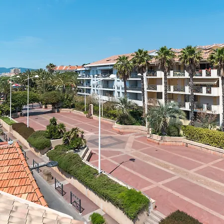 Provencal Saint-Raphael (Var)