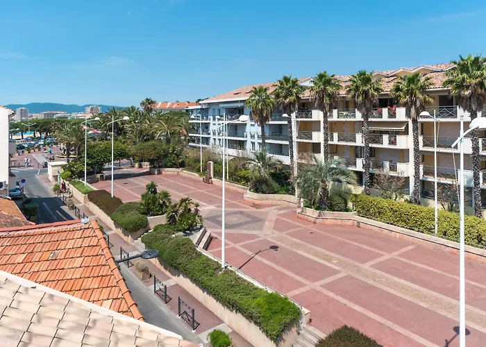 Provencal Saint-Raphael (Var)